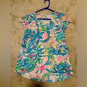 Lilly Pulitzer size xs shirt